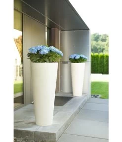 Fleur Ami Polystone-Pflanzgefäß Conical, Konisch, Ca. Ø43/H80 Cm 10 Fleur Ami Polystone-Pflanzgefäß Conical, Konisch, Ca. Ø43/H80 Cm -Gartenmöbelgeschäft 4183984 WE MO 004 PolystPflgef43x80cmCreme